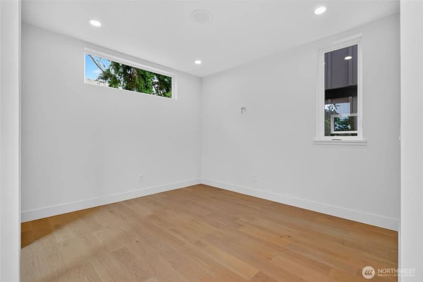 Property photo for 12036 Hiram Place Ne, Seattle photo 10