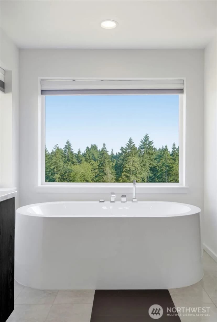 Property photo for 5810 160th Street Sw, Edmonds photo 5