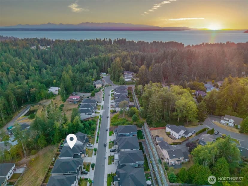 Property photo for 5810 160th Street Sw, Edmonds photo 38