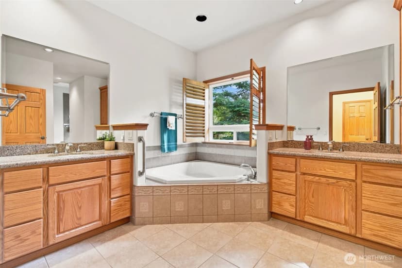 Property photo for 114 Headwaters Lane, Port Angeles photo 10