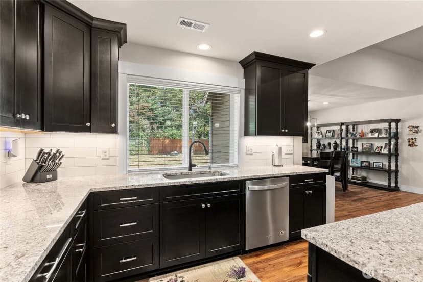 Property photo for 409 Ofarrell Cutoff Road E, Bonney Lake photo 16