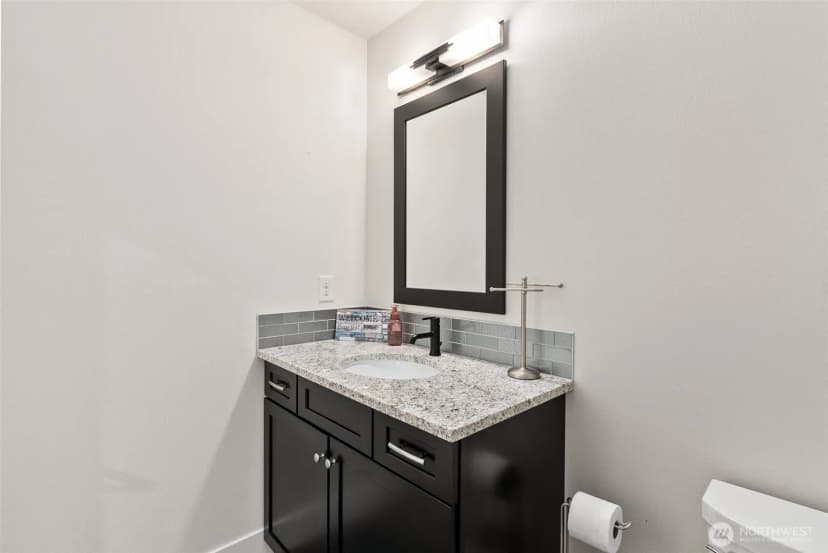 Property photo for 409 Ofarrell Cutoff Road E, Bonney Lake photo 29