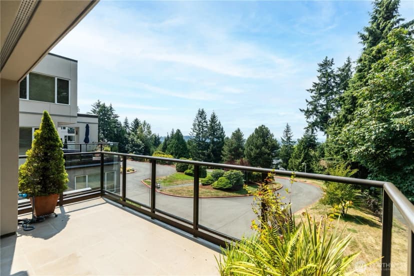 Property photo for 11122 Ne 41st Drive #35, Kirkland photo 8