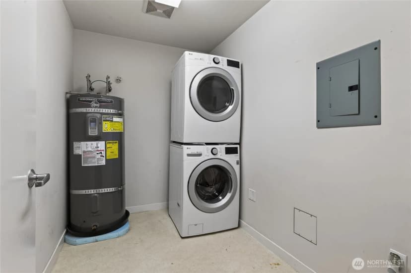 Property photo for 321 10th Avenue S, Seattle photo 36