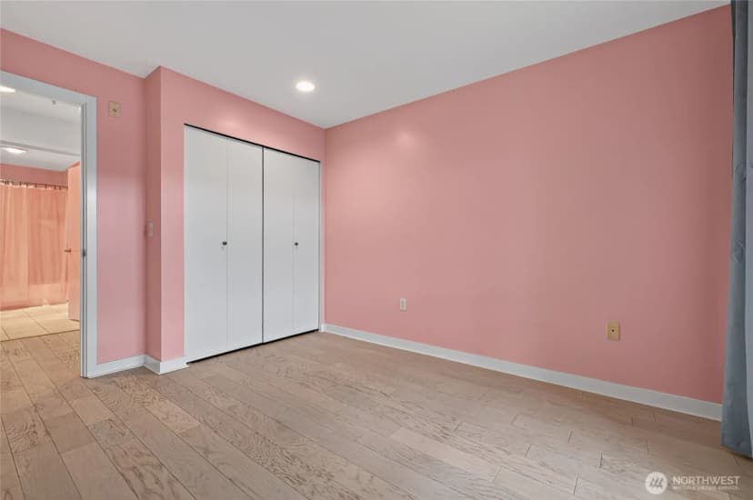 Property photo for 321 10th Avenue S, Seattle photo 32