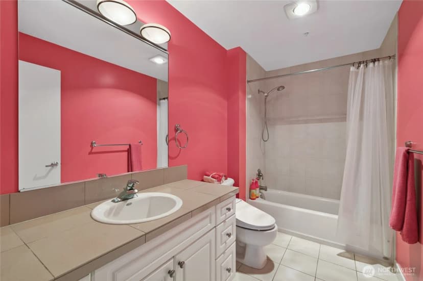 Property photo for 321 10th Avenue S, Seattle photo 33
