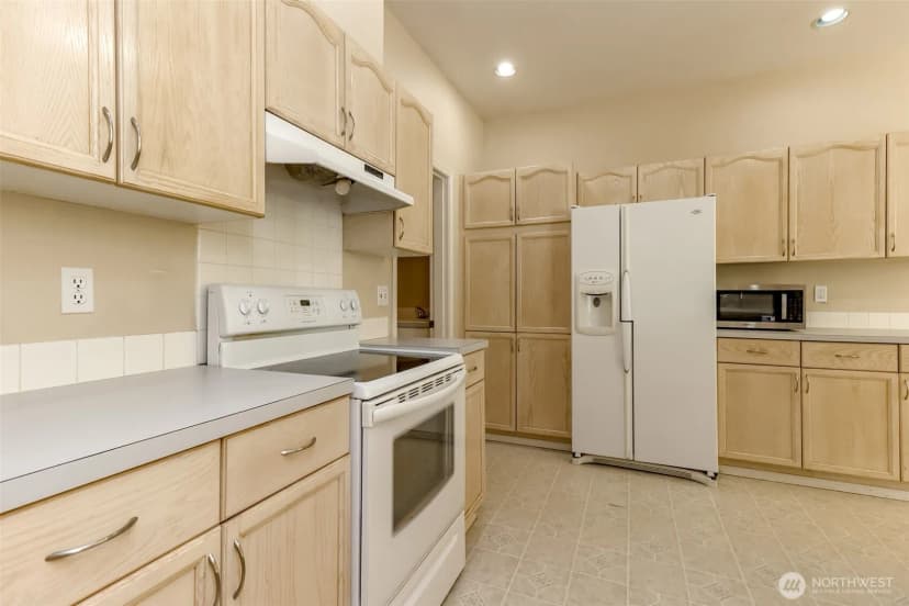Property photo for 8910 71st Street Ct Sw, Lakewood photo 8