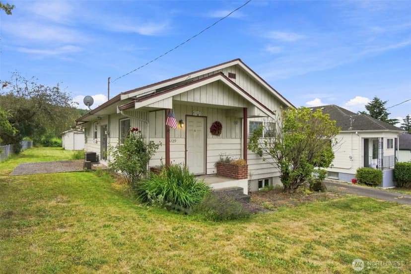 Property photo for 25729 Lawson Street, Black Diamond photo 27