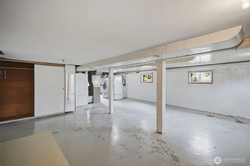 Property photo for 25729 Lawson Street, Black Diamond photo 18
