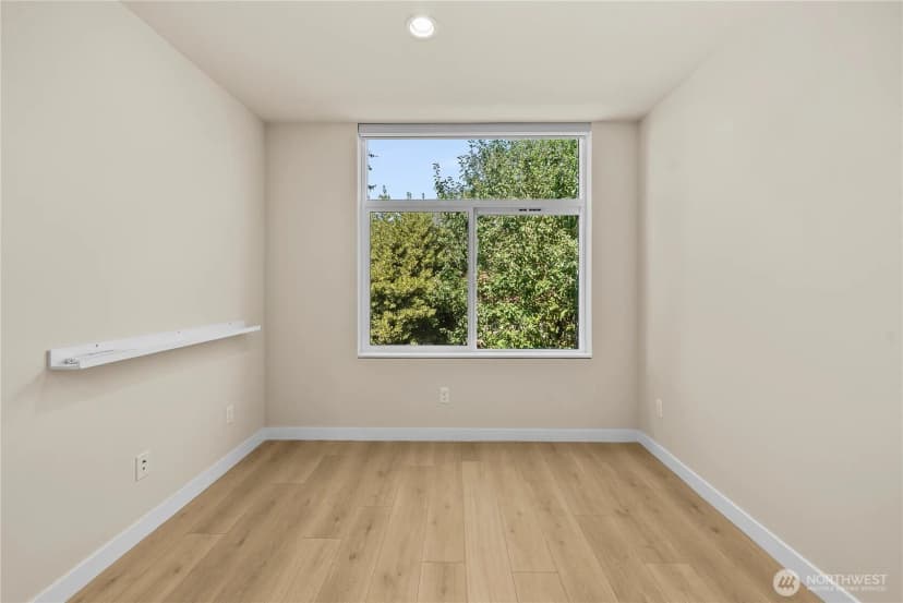 Property photo for 1602 E Marion Street, Seattle photo 17