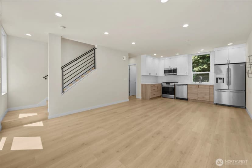 Property photo for 1602 E Marion Street, Seattle photo 13