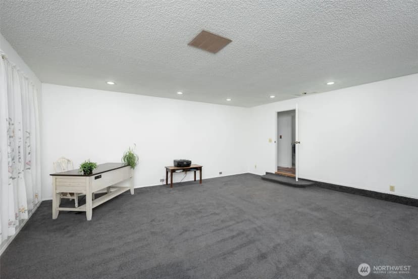 Property photo for 28102 Se 63rd Street, Issaquah photo 19
