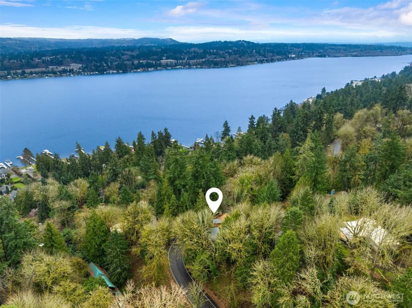 Property photo for 4429 E Mercer Way, Mercer Island photo 36