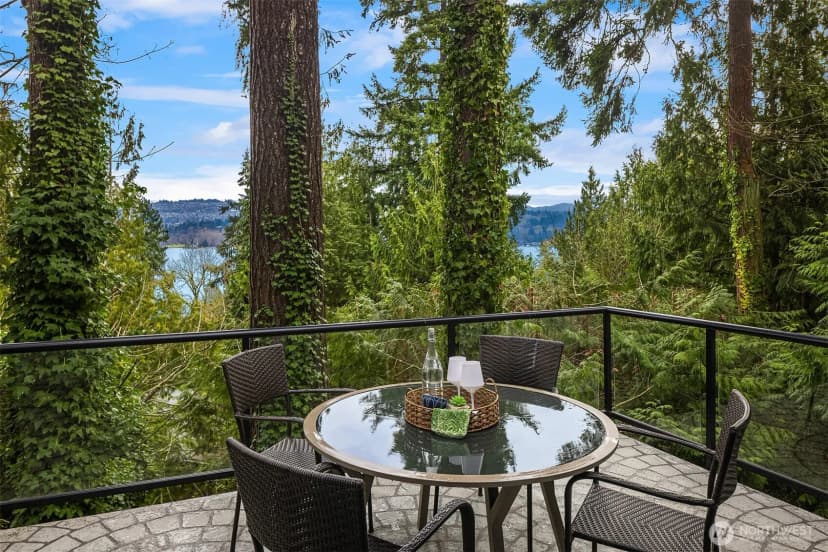 Property photo for 4429 E Mercer Way, Mercer Island photo 22