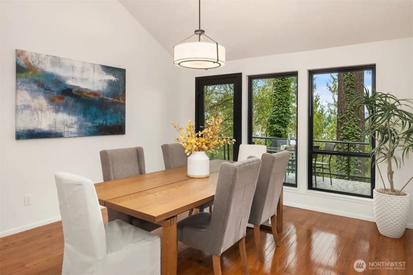 Property photo for 4429 E Mercer Way, Mercer Island photo 11