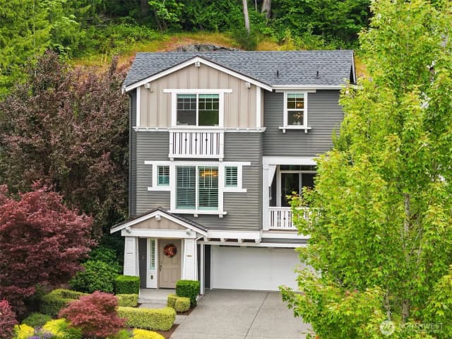 Property photo for 867 224th Avenue Ne, Sammamish photo 2