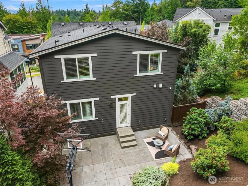 Property photo for 867 224th Avenue Ne, Sammamish photo 30