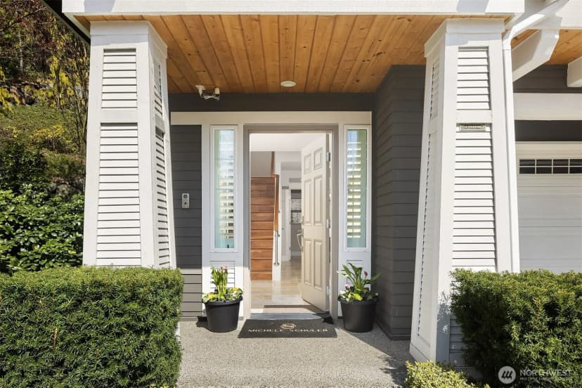 Property photo for 867 224th Avenue Ne, Sammamish photo 4