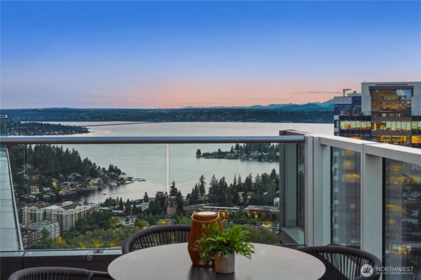 Property photo for 10700 Ne 4th Street #4202, Bellevue photo 20