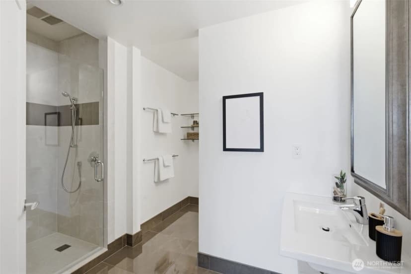 Property photo for 10700 Ne 4th Street #4202, Bellevue photo 29
