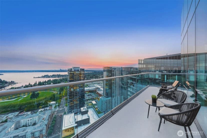 Property photo for 10700 Ne 4th Street #4202, Bellevue photo 7
