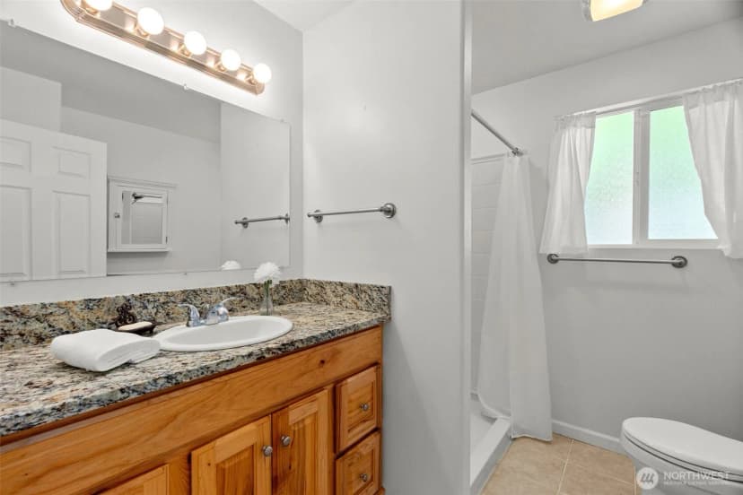 Property photo for 7242 49th Avenue Se, Lacey photo 19