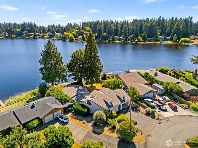 Property photo for 7242 49th Avenue Se, Lacey photo 3