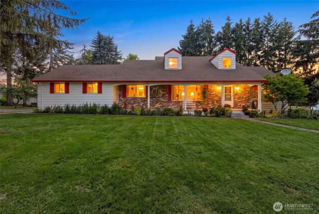 Property photo for 816 304th Street S, Roy