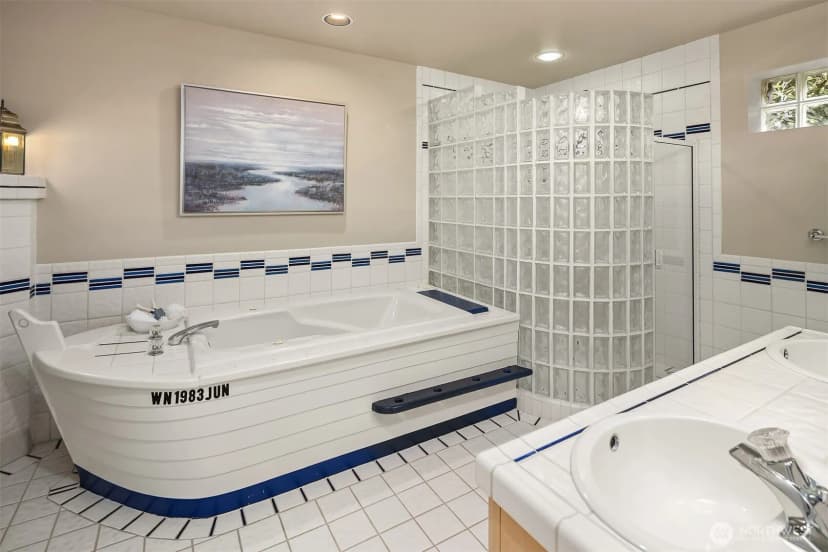 Property photo for 61 Cascade Key, Bellevue photo 26