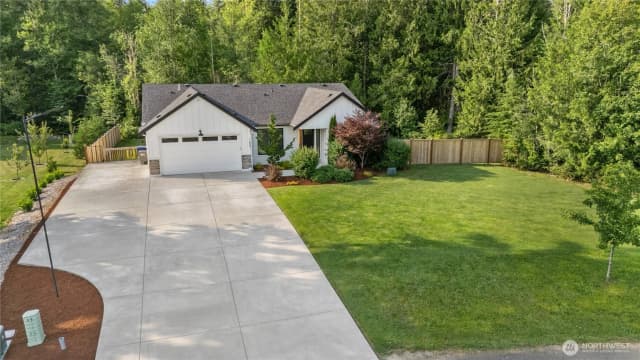 Property photo for 11423 115th Street Ne, Lake Stevens photo 3