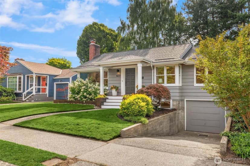 Property photo for 8233 40th Avenue Ne, Seattle photo 29