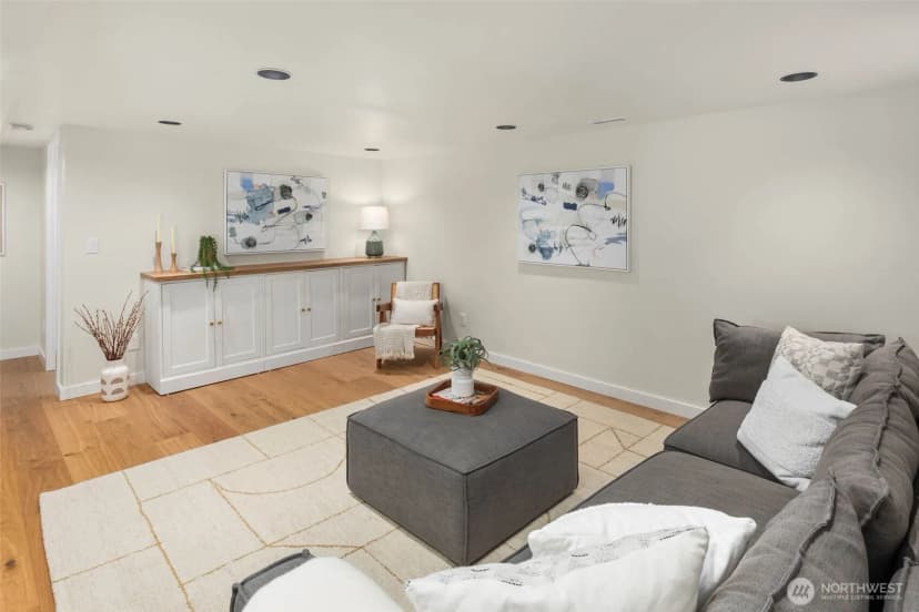 Property photo for 8233 40th Avenue Ne, Seattle photo 22