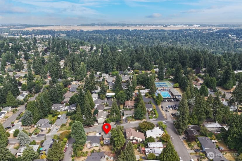 Property photo for 16613 19th Avenue Sw, Burien photo 37