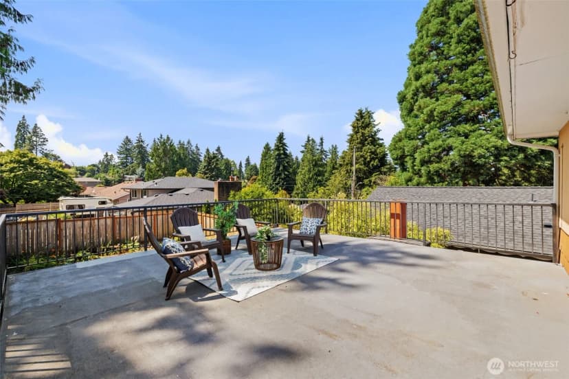 Property photo for 16613 19th Avenue Sw, Burien photo 34