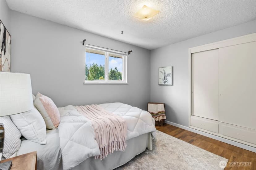Property photo for 16613 19th Avenue Sw, Burien photo 17