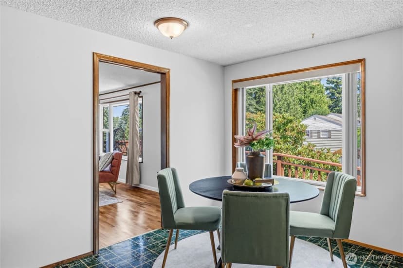 Property photo for 16613 19th Avenue Sw, Burien photo 5