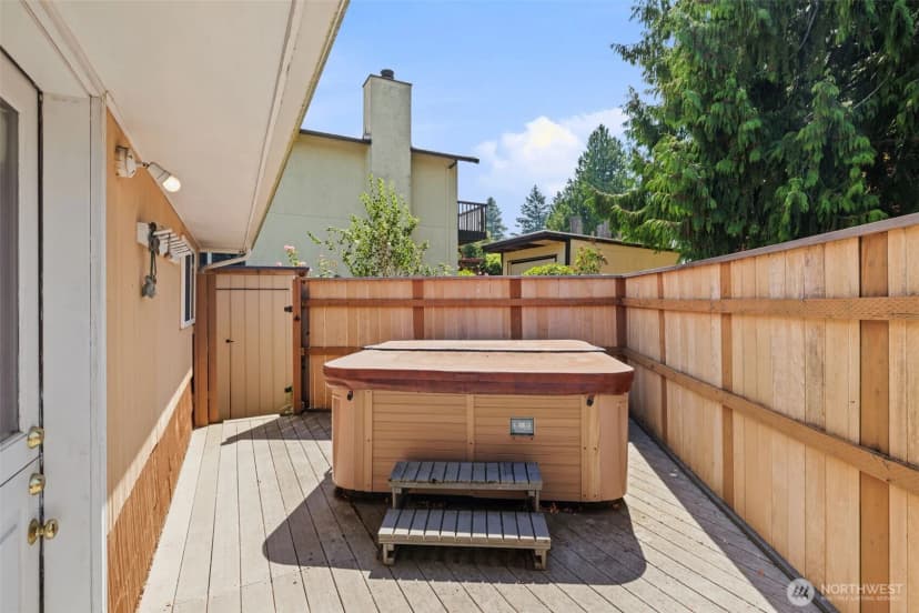 Property photo for 16613 19th Avenue Sw, Burien photo 15