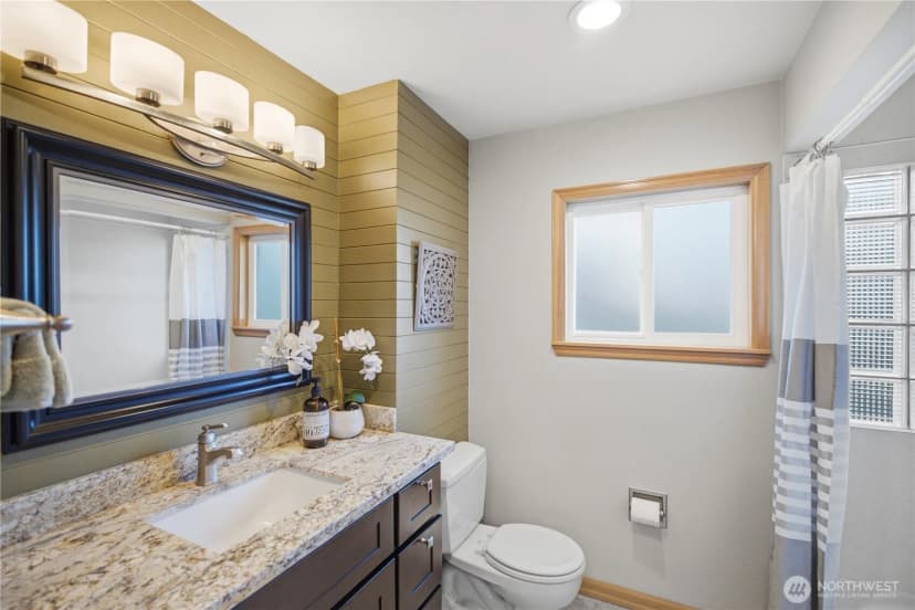 Property photo for 2529 S 304th Street, Federal Way photo 24