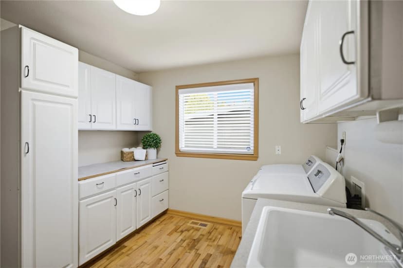 Property photo for 2529 S 304th Street, Federal Way photo 28