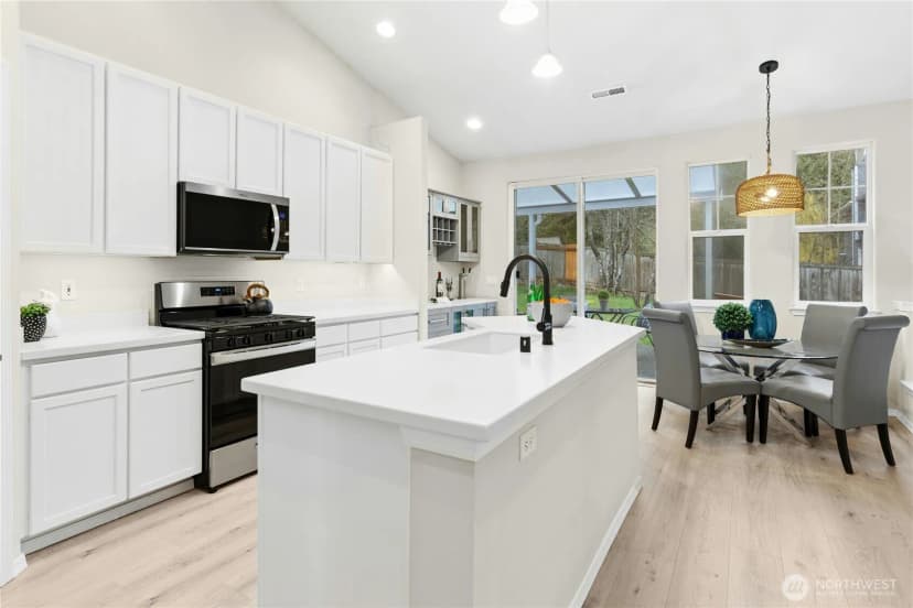 Property photo for 2805 151st Place Sw, Lynnwood photo 7