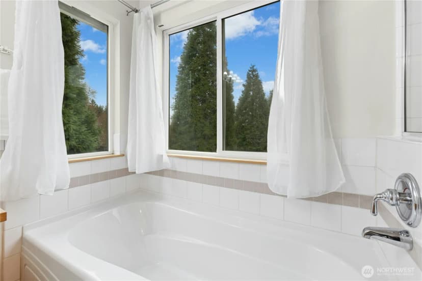 Property photo for 2805 151st Place Sw, Lynnwood photo 23