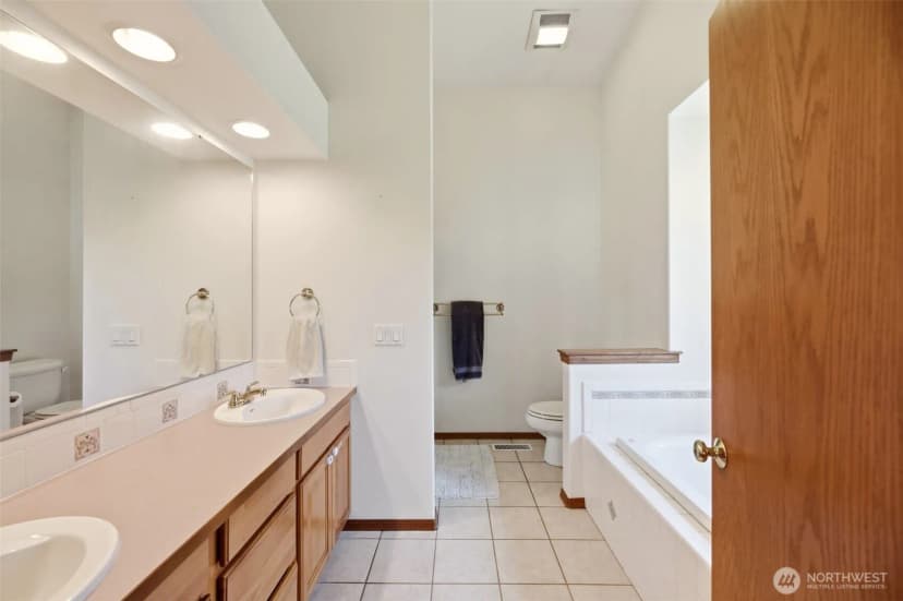 Property photo for 8457 Iron Mountain View Lane, Concrete photo 16