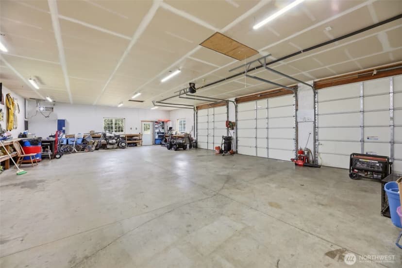Property photo for 8457 Iron Mountain View Lane, Concrete photo 23