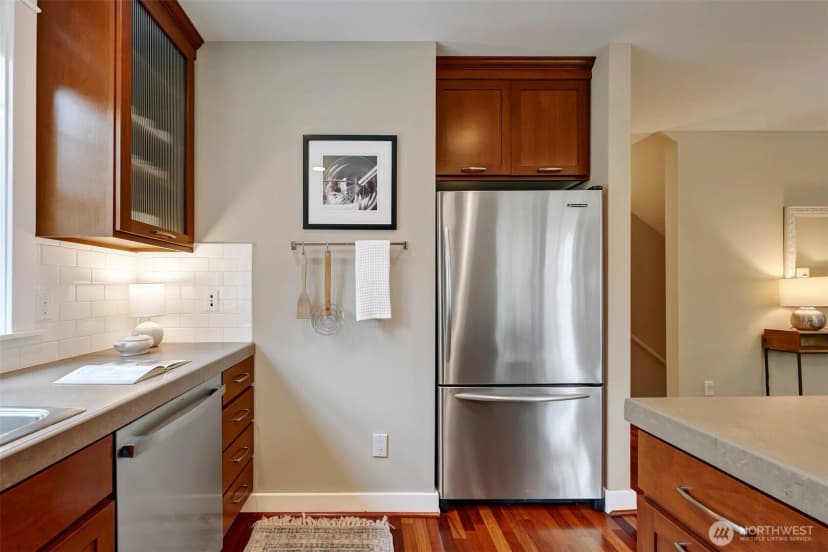 Property photo for 5807 B 55th Avenue Ne, Seattle photo 13