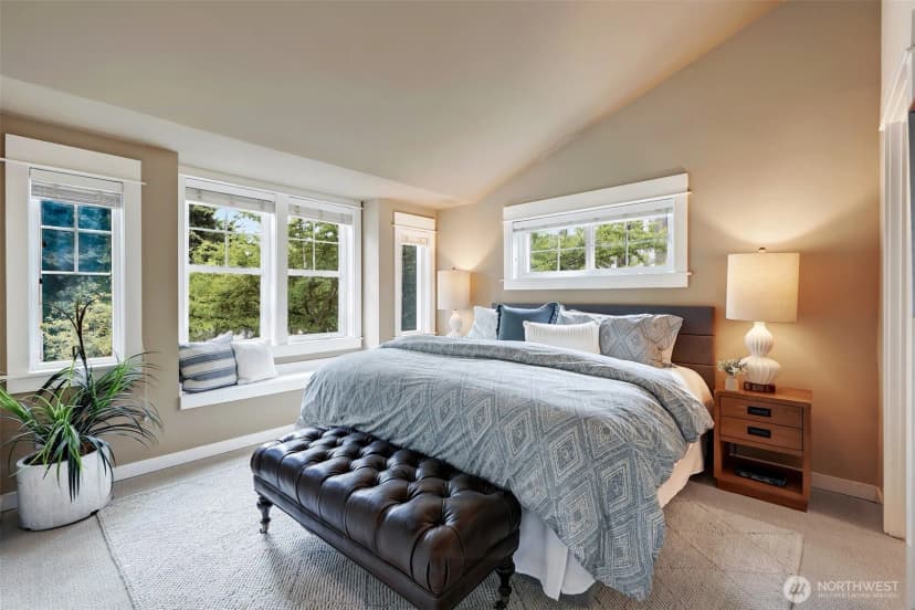Property photo for 5807 B 55th Avenue Ne, Seattle photo 16