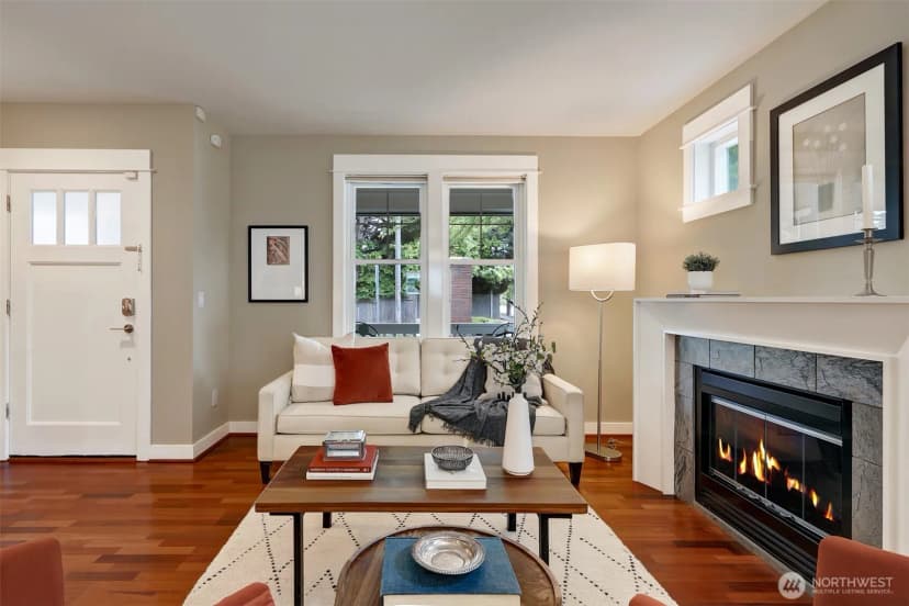 Property photo for 5807 B 55th Avenue Ne, Seattle photo 5