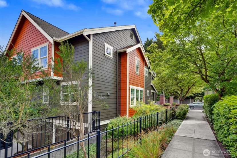 Property photo for 5807 B 55th Avenue Ne, Seattle photo 33