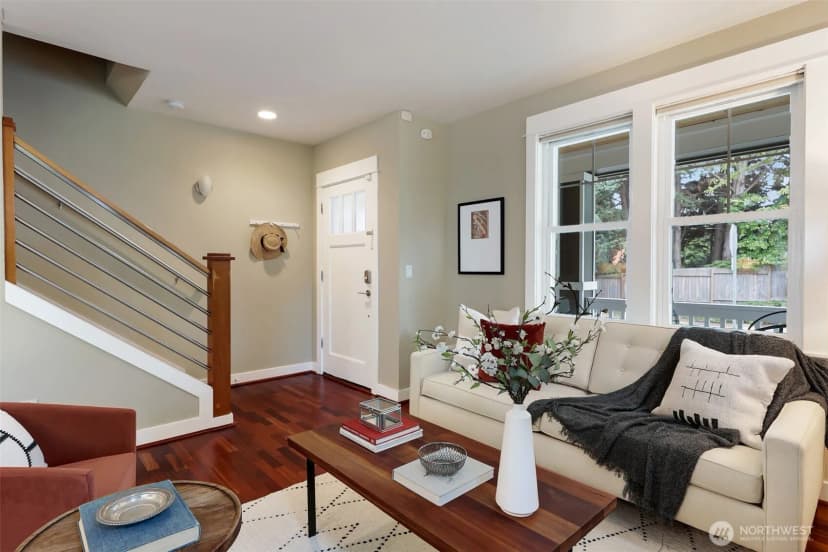 Property photo for 5807 B 55th Avenue Ne, Seattle photo 15