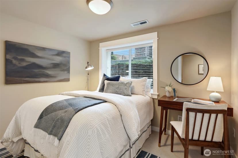 Property photo for 5807 B 55th Avenue Ne, Seattle photo 23