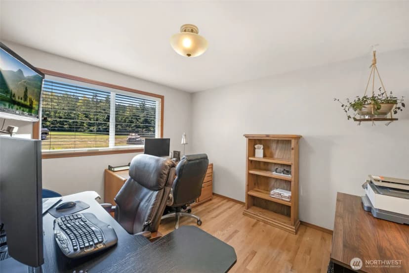 Property photo for 229 172nd Street Nw, Arlington photo 23